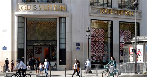 coronavirus louis vuitton|Thriving Louis Vuitton offsets drop in sales at luxury group LVMH.